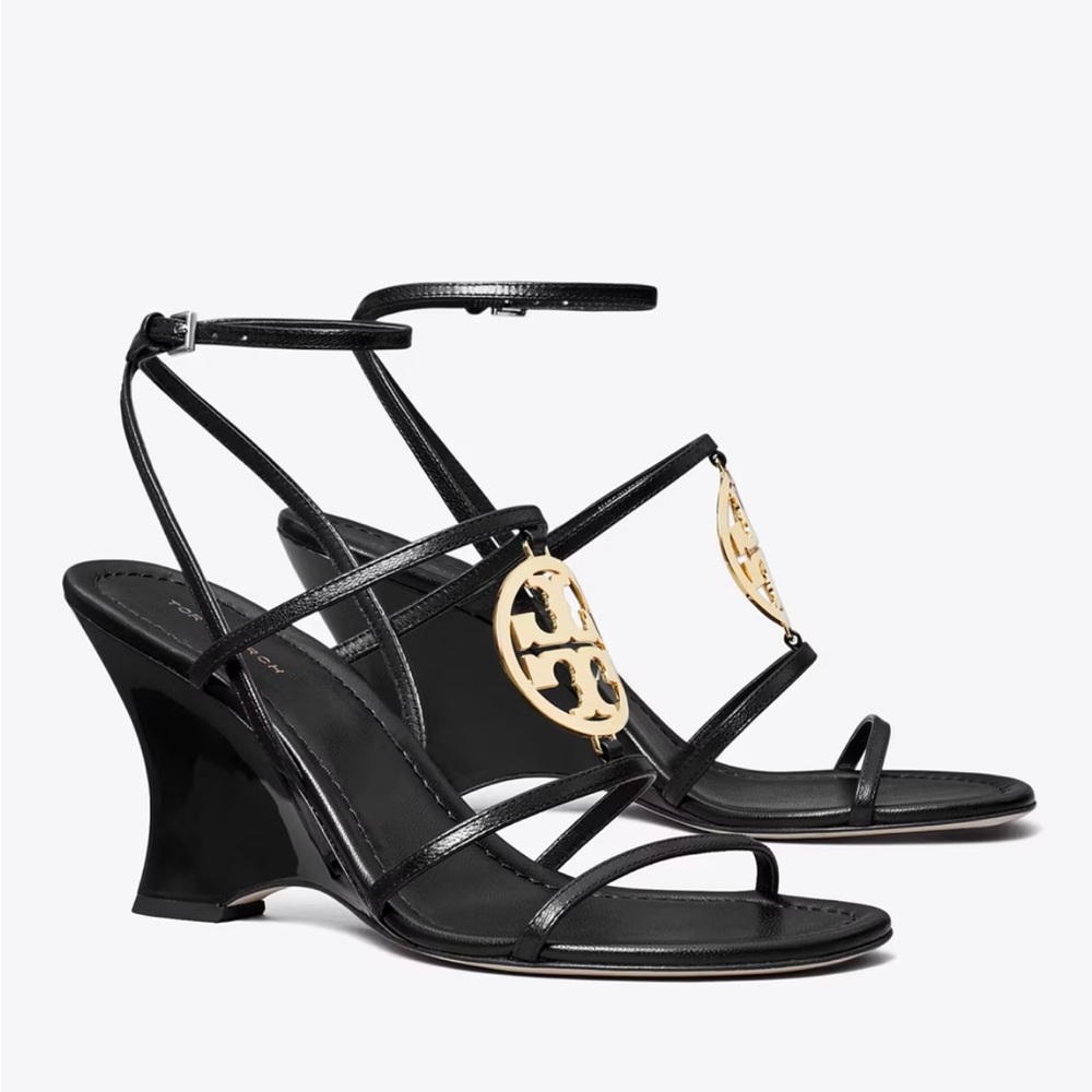 Classy TB wedges, brand new, never worn out anywhere